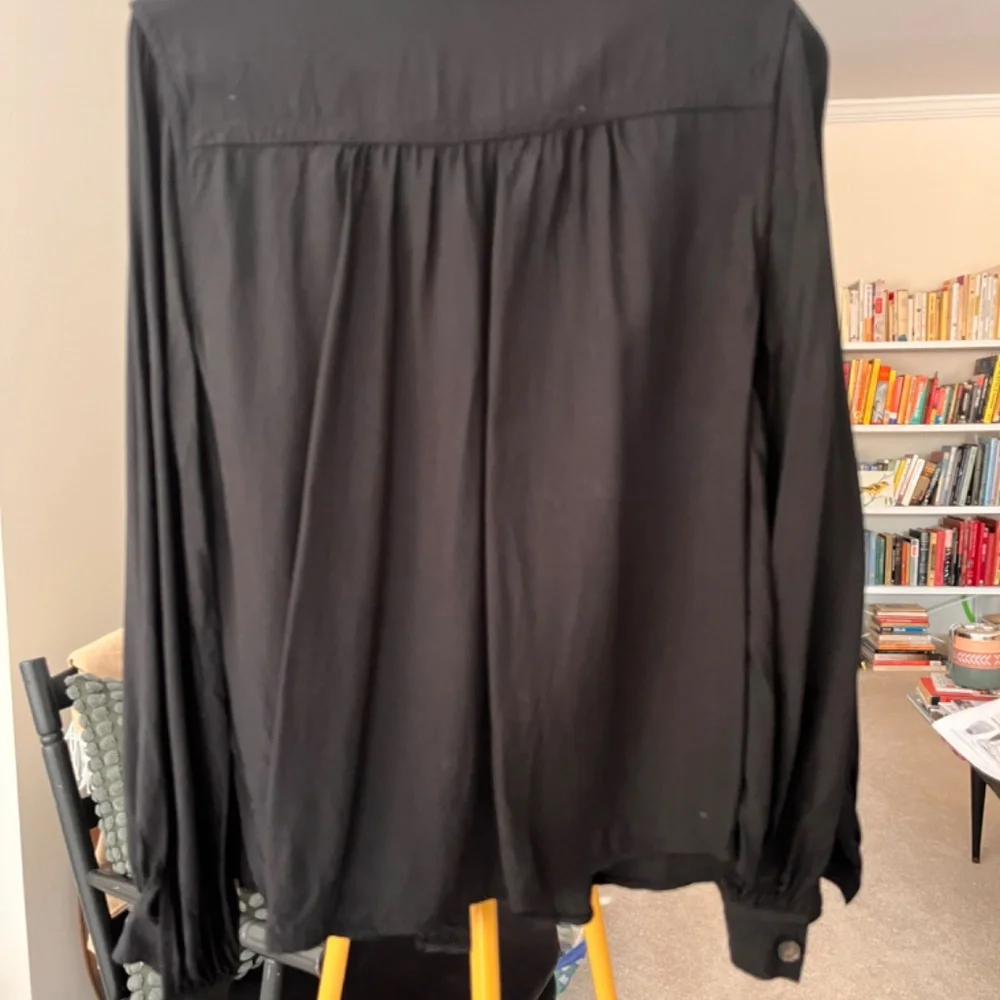 Blouse - Picture 3 of 5